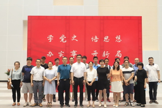 刘震教授讲座